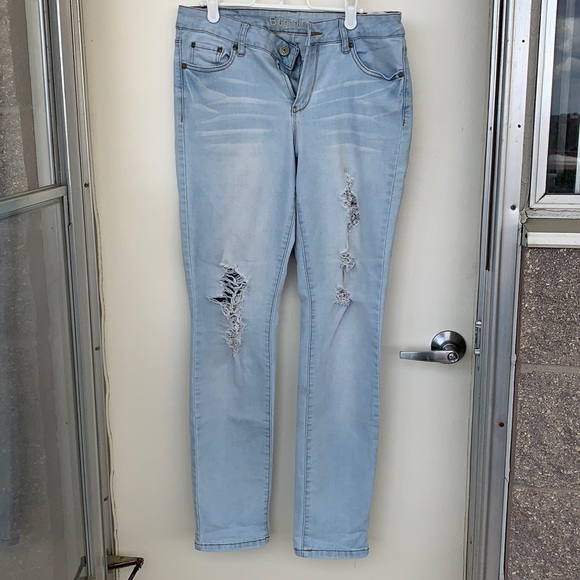 Bluenotes Denim - 2/$18 Light wash skinny jeans